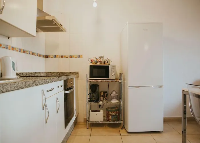 Nina Daire Playa de las Américas