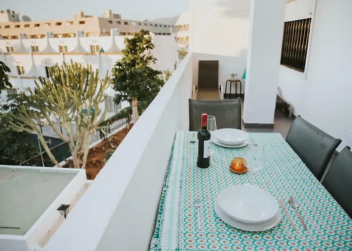 Nina Playa de las Americas (Tenerife)